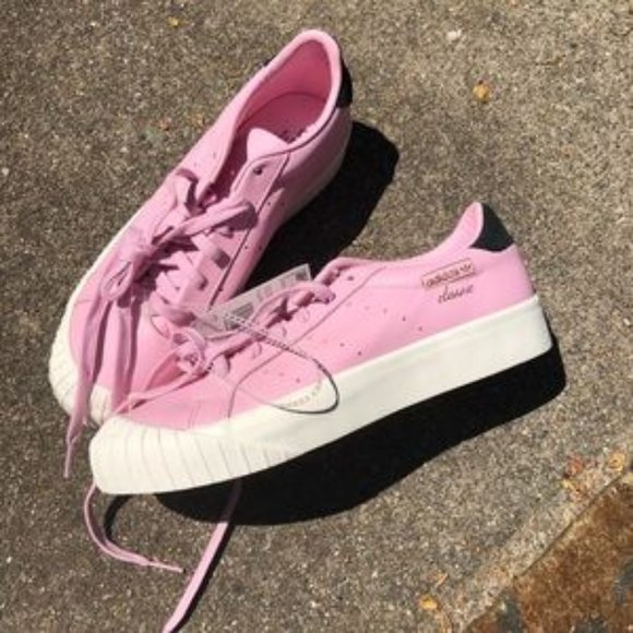 ADIDAS ORIGINALS' EVERYN - Picture 2 of 6